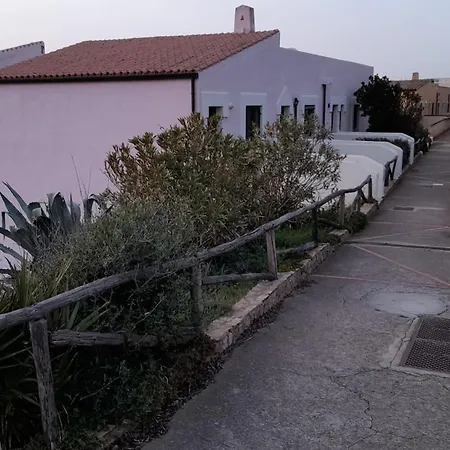 度假居 Con Terrazza Panoramica Vista Mare *