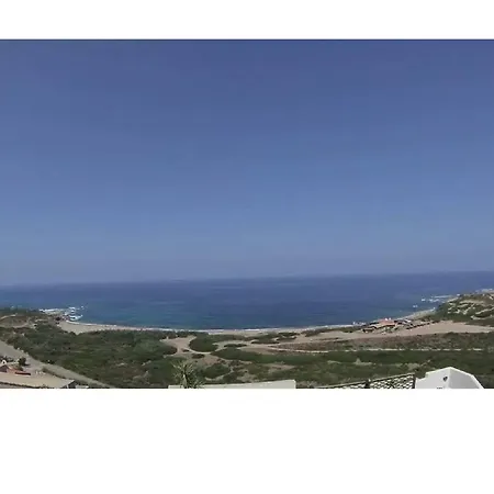 Con Terrazza Panoramica Vista Mare 度假居