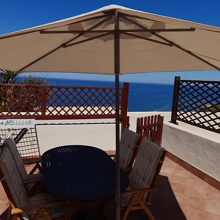 Con Terrazza Panoramica Vista Mare بيت للعطل Portu Maga